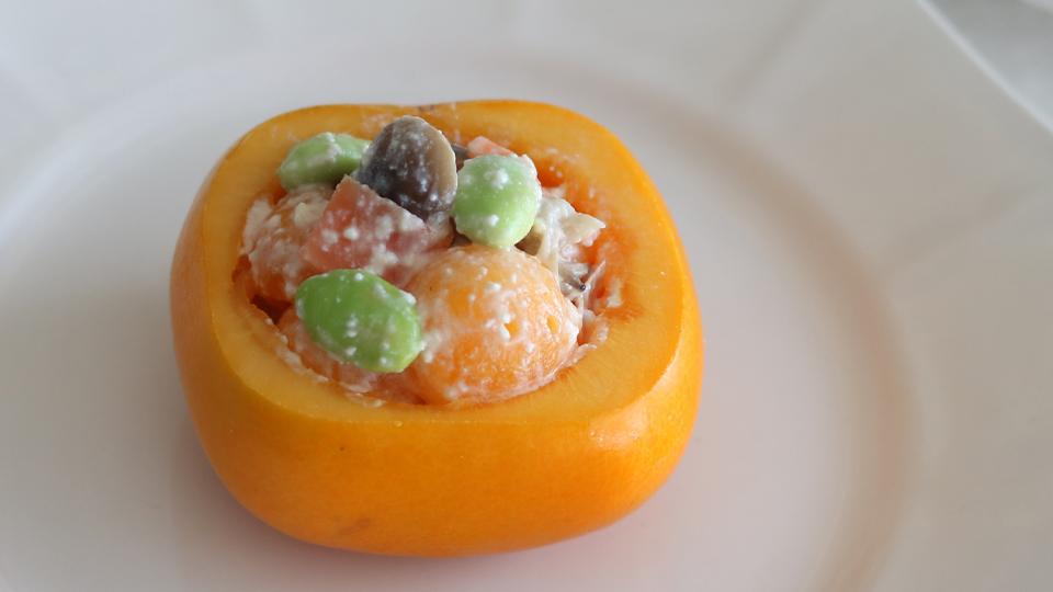 柿とスモークサーモンのクリーム白和え