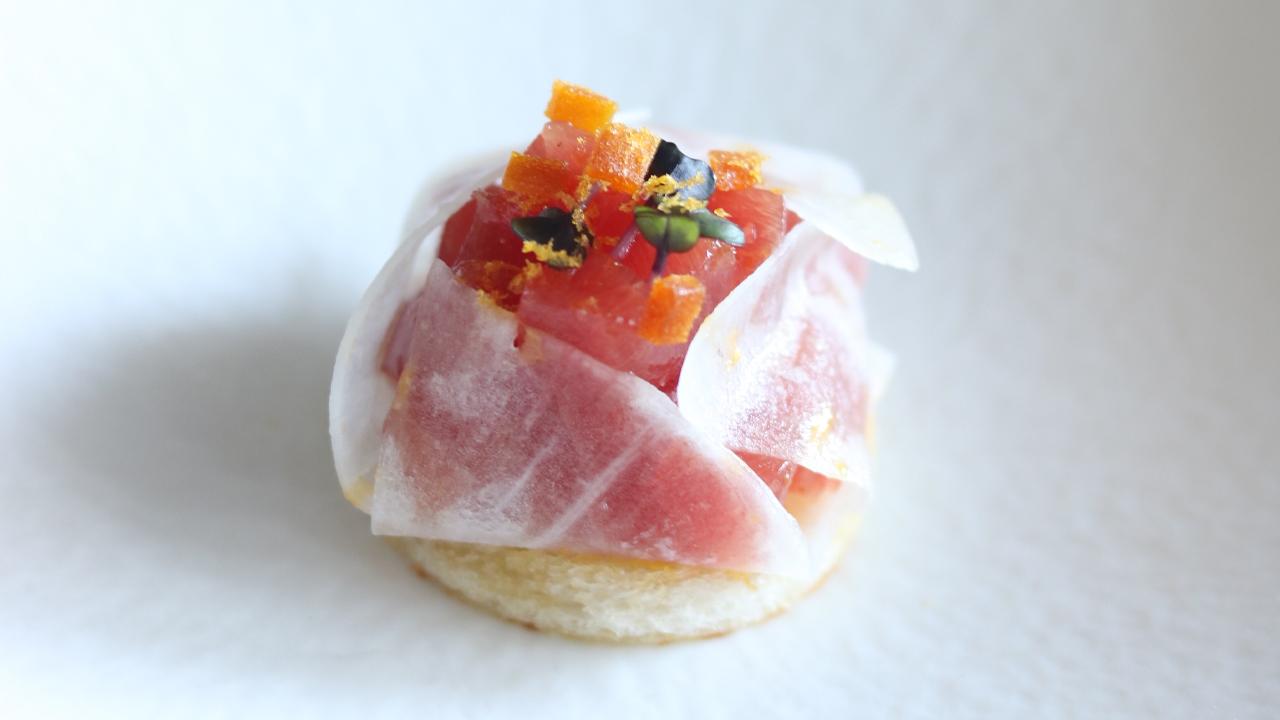 まぐろと唐墨の椿花