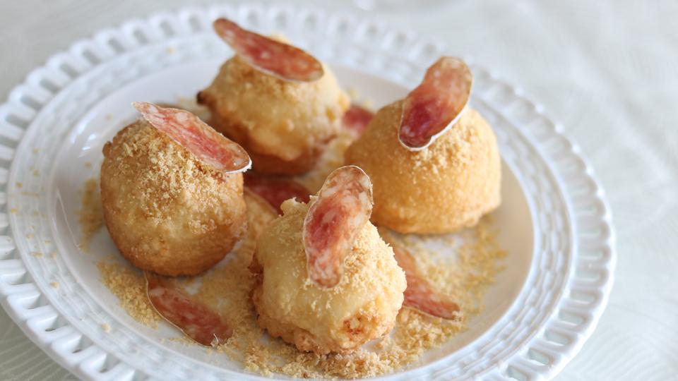 じゃがいもと唐墨　サラミのクロケッタ