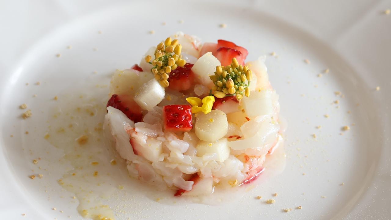 海老とうど　苺のタルタル